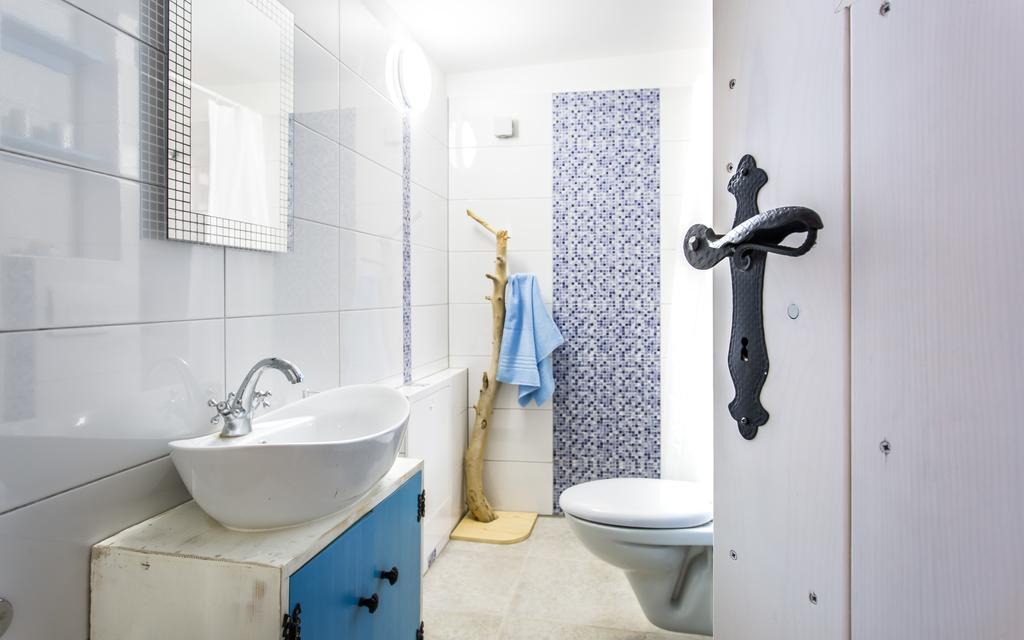 Villa Cima Vrbnik Eksteriør bilde
